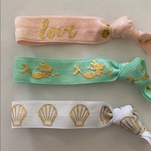 Hair Ties - Picture 2 of 3